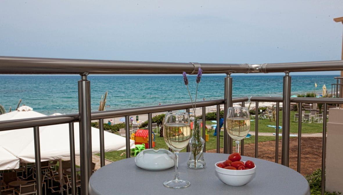 Maravel Star Art Hotel Аделианос Кампос Екстериор снимка