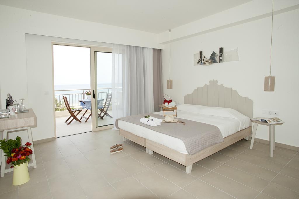 Maravel Star Art Hotel Аделианос Кампос Екстериор снимка