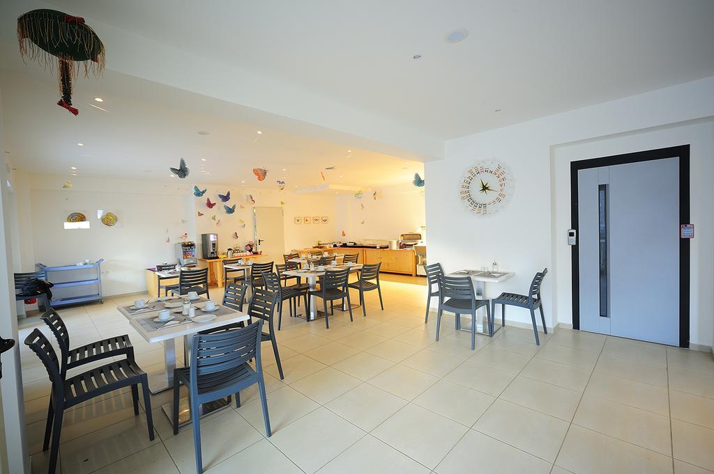 Maravel Star Art Hotel Аделианос Кампос Екстериор снимка
